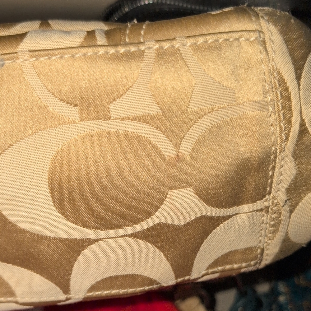 2009 Coach  Kristen Tan Signature C Shoulder Bag 13129 - Picture 14 of 16